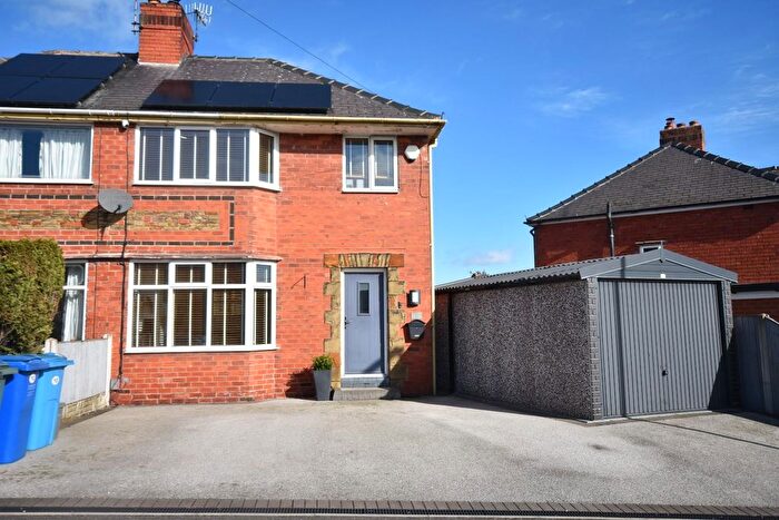 3 Bedroom Semi Detached House For Sale In Enfield Road, Newbold, Chesterfield, S41
