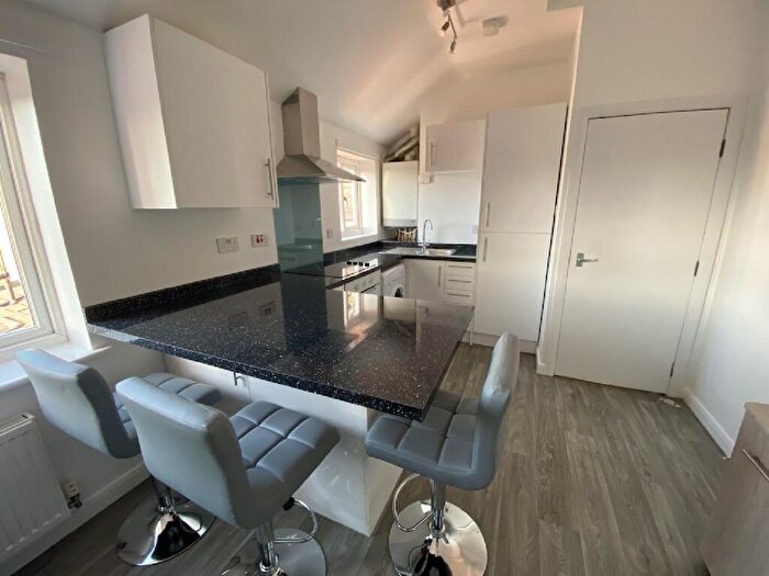 5 Bedroom House To Rent In A Dawlish Road, Selly Oak, Birmingham, West Midlands, B29