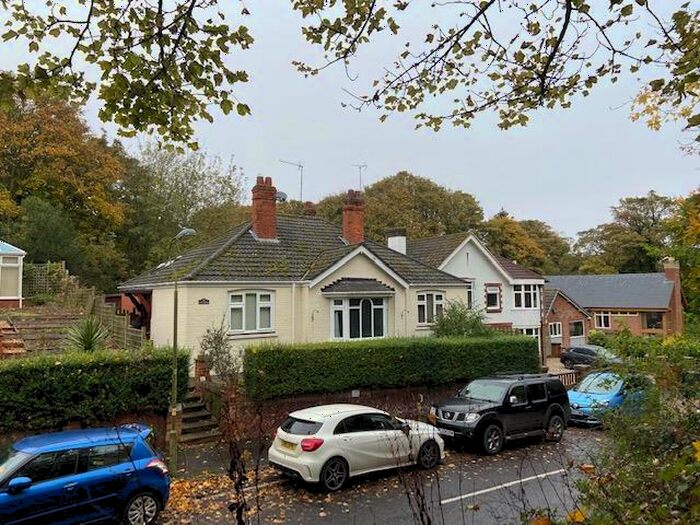 3 Bedroom Detached Bungalow To Rent In St. Marys Lane, Louth, LN11