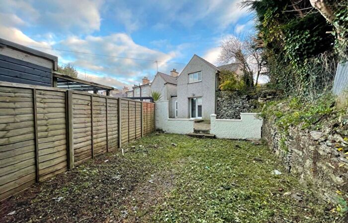 3 Bedroom End Of Terrace House For Sale In Park Terrace, Amlwch, Isle Of Anglesey, LL68