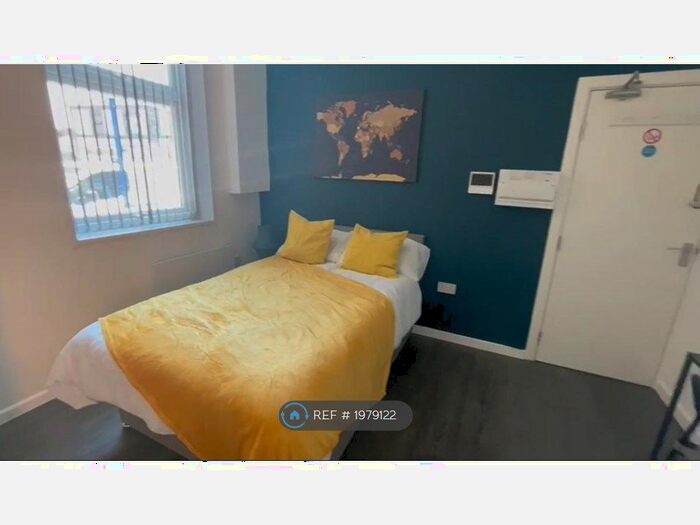 Studio To Rent In Ormskirk Road, Wigan, WN5