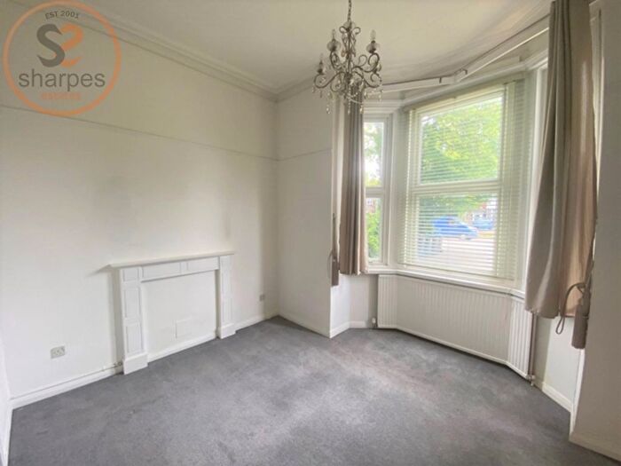 1 Bedroom Flat To Rent In Coombe Lane, London, SW20
