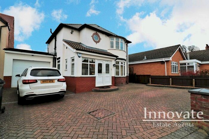 3 Bedroom Detached House To Rent In Newlands Drive, Halesowen B62