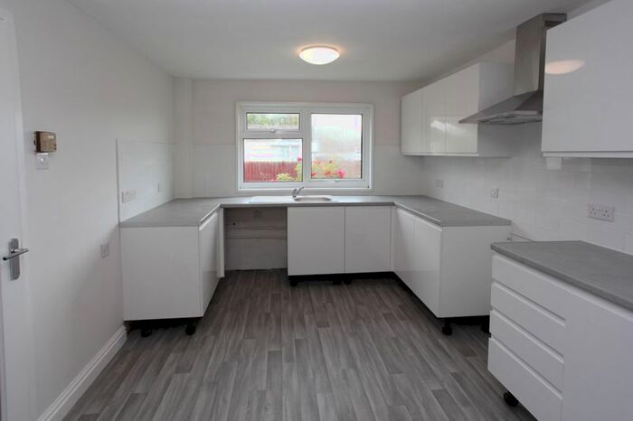 3 Bedroom Property To Rent In Southgate, Sutton Hill, Telford, TF7