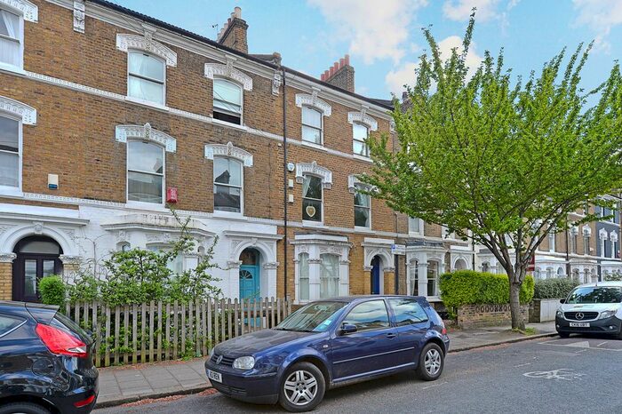 1 Bedroom Flat To Rent In Ferndale Road, London, SW4