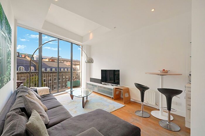 2 Bedroom Flat To Rent In Spectrum House, St. Johns Square, Clerkenwell, EC1V