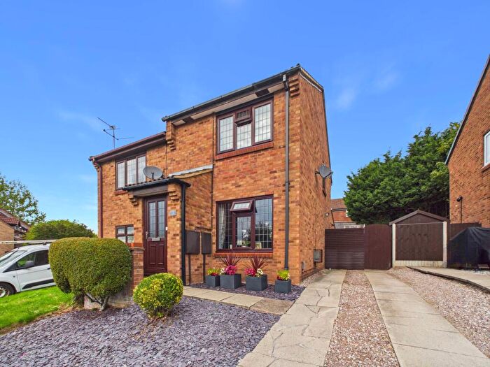 2 Bedroom Semi-Detached House For Sale In Timbersbrook Close, Oakwood, DE21