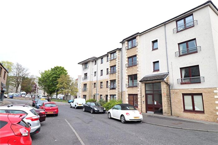 2 Bedroom Property For Sale In Mill Street, Kirkcaldy, Fife, KY1