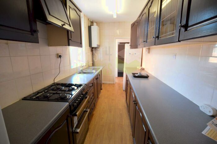 4 Bedroom Terraced House To Rent In Welford Road, Clarendon Park, LE2