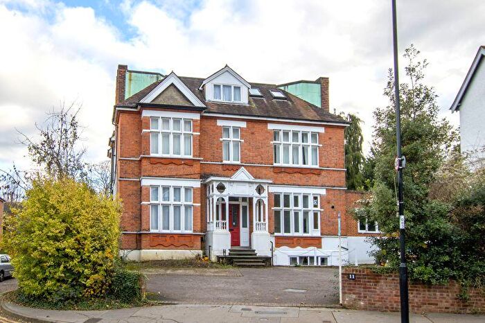 1 Bedroom Flat For Sale In Normanton Road, South Croydon, CR2