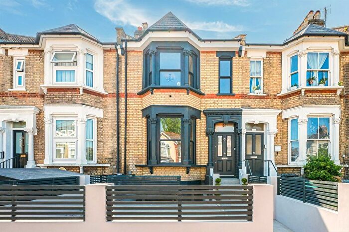 5 Bedroom Property To Rent In Grayling Road, Grayling Road, N16