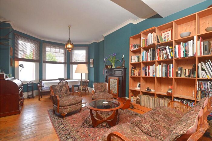 2 Bedroom Apartment To Rent In Wilton Road, Muswell Hill, London, N10