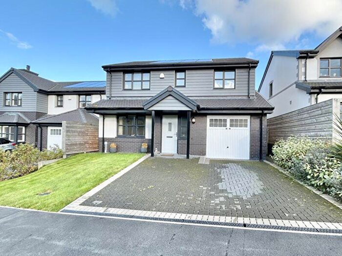 3 Bedroom Detached House For Sale In Lon Caer Seion, Conwy, LL32