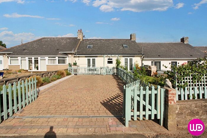 3 Bedroom Bungalow For Sale In Mill Road, Chopwell, Newcastle Upon Tyne, Tyne Amp; Wear, NE17
