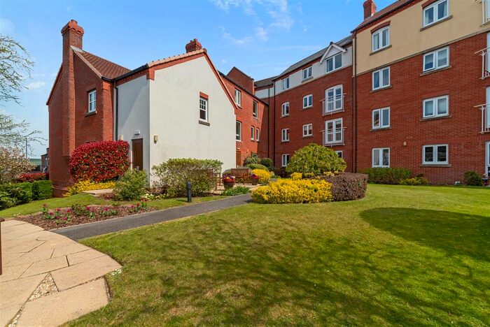 1 Bedroom Flat For Sale In Hartwell Court, Church Street, Eastwood, Nottingham, NG16