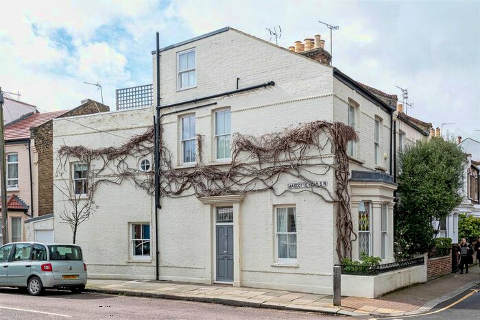 4 Bedroom Property To Rent In Felsham Road, London, SW15