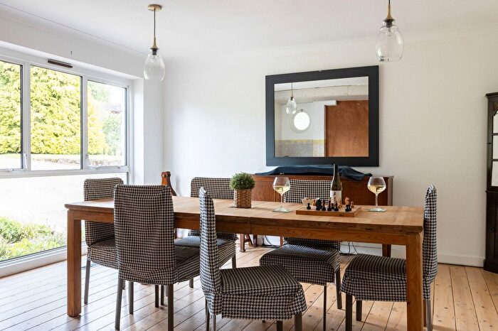 4 Bedroom Detached House For Sale In Parklands, Oxted, Surrey, RH8