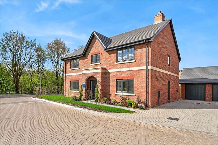 5 Bedroom Detached House For Sale In Windsor Gate, Maidenhead Road, Windsor, SL4