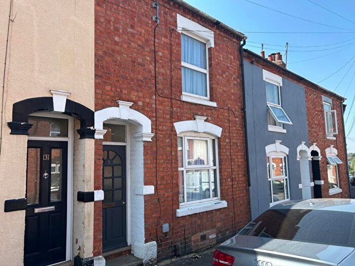 2 Bedroom Terraced House For Sale In Baker Street, Northampton, Northamptonshire, NN2