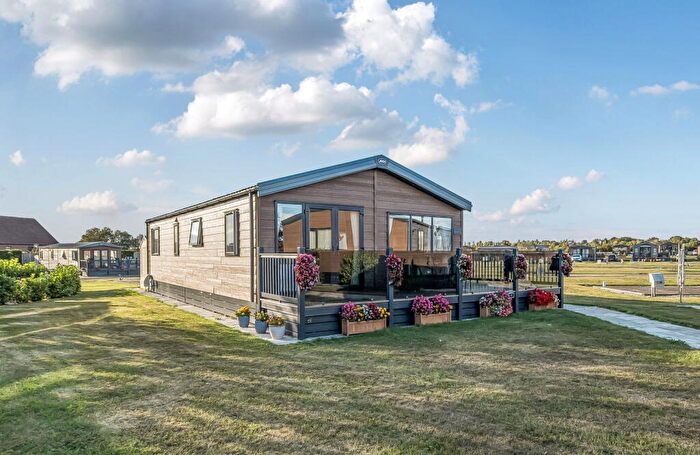 2 Bedroom Park Home For Sale In Hurworth Springs Country Park, Hurworth Moor, Nr Darlington, Durham, DL2