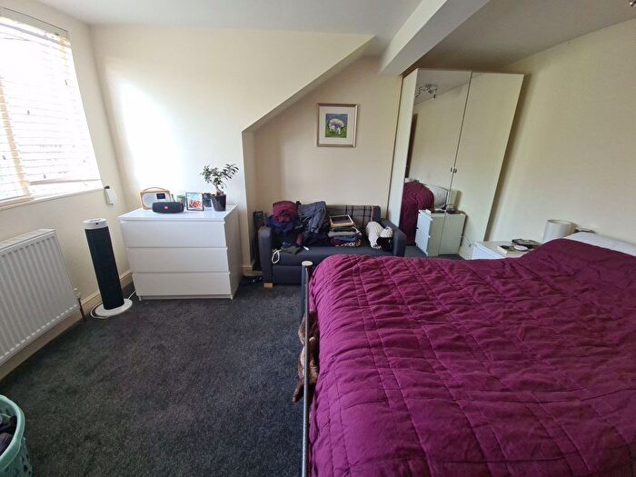 1 Bedroom Semi-Detached House To Rent In Hanover Square, Leeds, LS3
