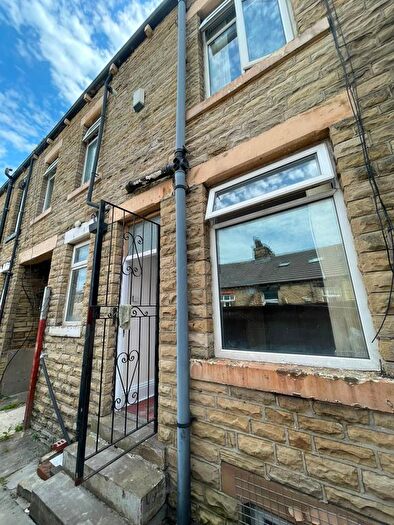 2 Bedroom Terraced House To Rent In Mavis Street, Bradford, BD3