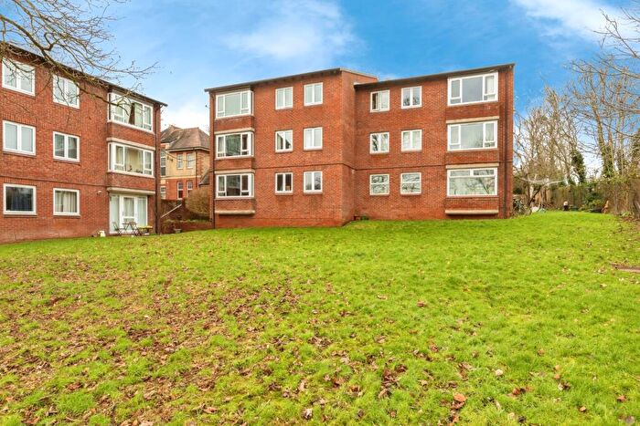 2 Bedroom Flat For Sale In Salisbury Road, Bristol, Avon, BS4