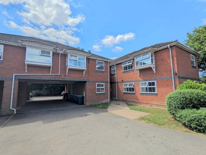 1 Bedroom Flat To Rent In Wood End Close, Hemel Hempstead, Hertfordshire, HP2