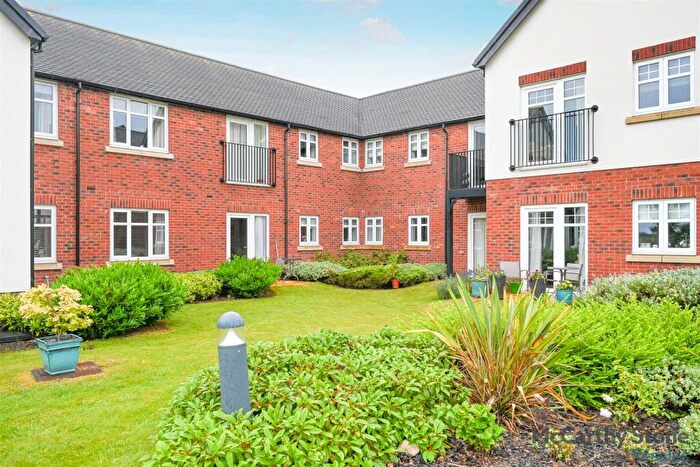 1 Bedroom Flat For Sale In Gibson Court, Tattershall Road, Woodhall Spa, LN10