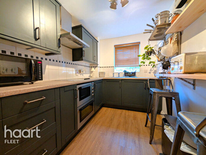 2 Bedroom Apartment To Rent In King Johns Street, Fleet, GU51