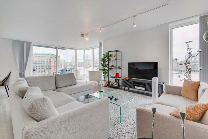 2 Bedroom Flat To Rent In Bermondsey Wall West London, SE16