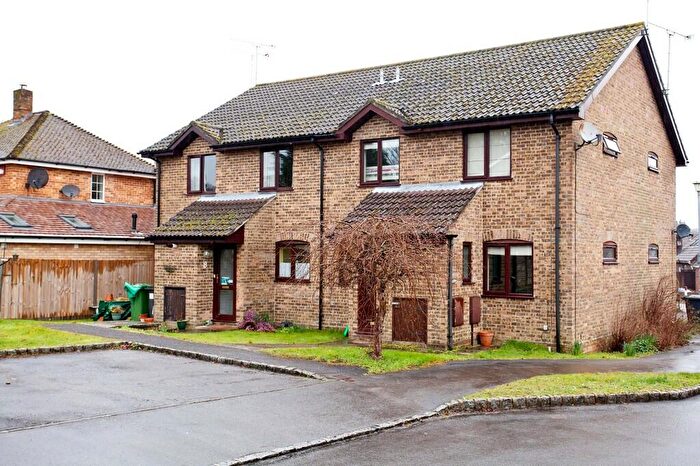 2 Bedroom Semi-Detached House To Rent In Nightingale Close, Rowlands Castle, PO9