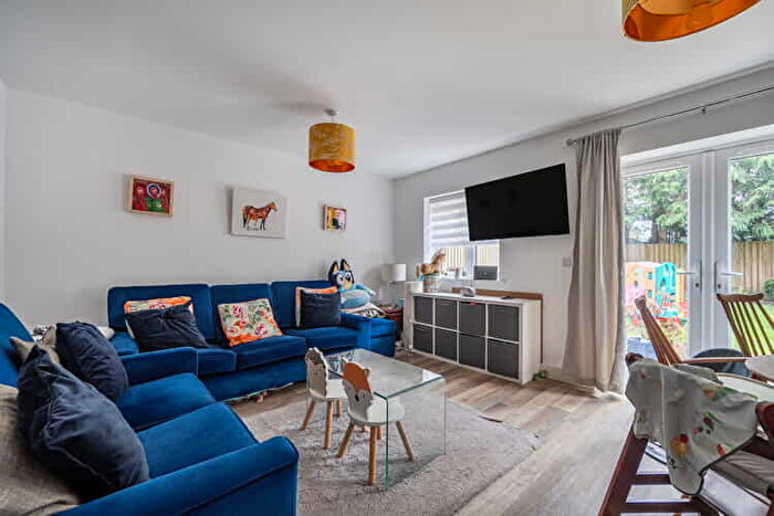 2 Bedroom Semi Detached House For Sale In Juniper Close, Wrecclesham, Farnham, GU10