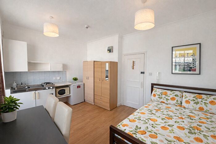 1 Bedroom Flat To Rent In Oakley Street, London, SW3