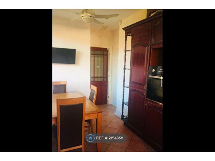 3 Bedroom Semi-Detached House To Rent In Boardman Road, Manchester, M8