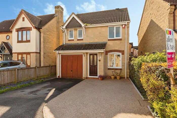 3 Bedroom Detached House For Sale In Heritage Close, Peasedown St. John, Bath, BA2