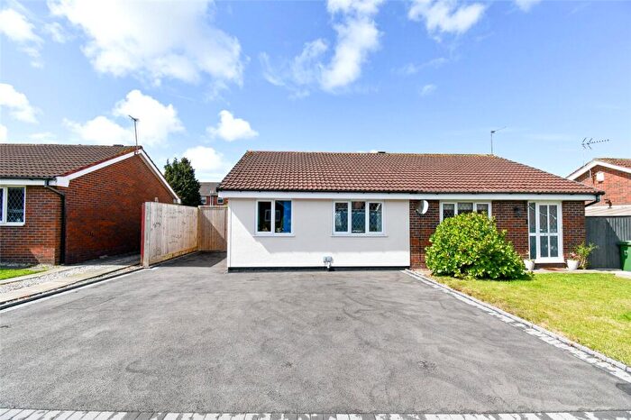 2 Bedroom Bungalow For Sale In Copeland Close, Pensby, Wirral, CH61