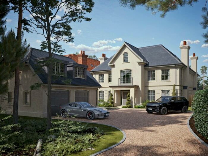6 Bedroom Detached House For Sale In Westfield Road, Beaconsfield, Buckinghamshire, HP9
