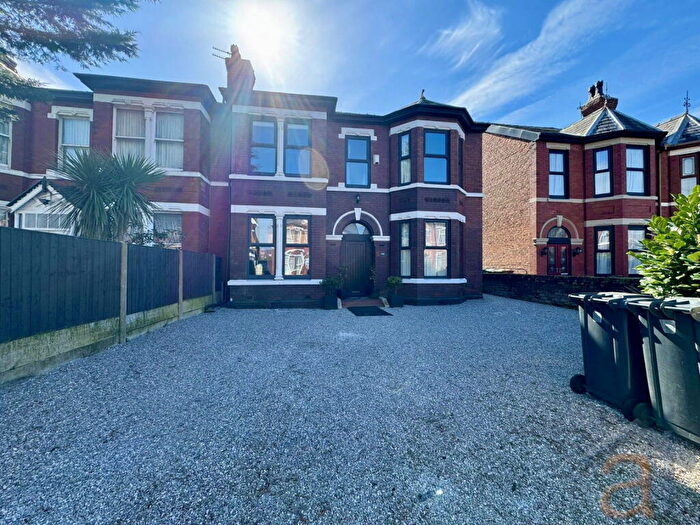 4 Bedroom Semi Detached House For Sale In Southbank Road, Southport, PR8