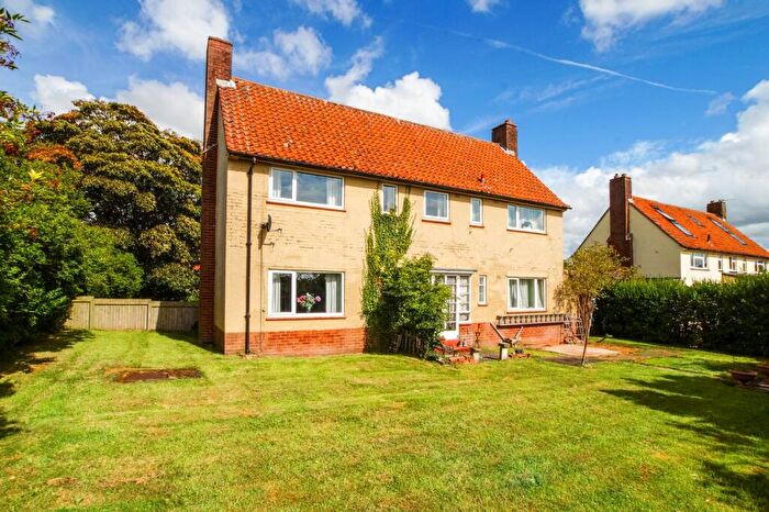 3 Bedroom Detached House For Sale In Centurions Walk, Carlisle, CA3