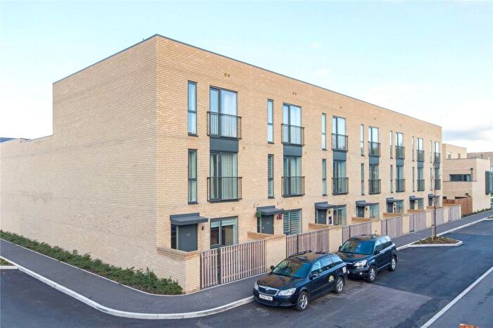 4 Bedroom Semi-Detached House For Sale In Clay Farm Drive, Trumpington, Cambridge, Cambridgeshire, CB2