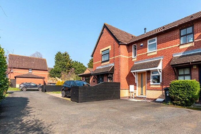 1 Bedroom Terraced House For Sale In Meadow Road, Droitwich, Worcestershire, WR9