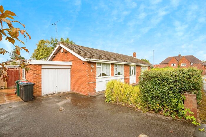 3 Bedroom Detached Bungalow For Sale In Rowcliffe Avenue, Chester, CH4