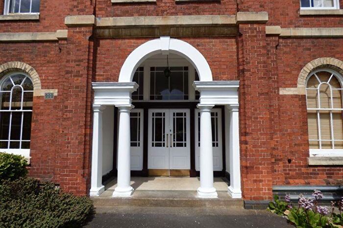 2 Bedroom Flat To Rent In Magdalen Court, Edgbaston, B16