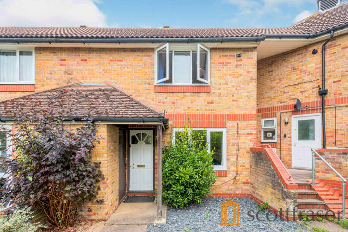 2 Bedroom Semi-Detached House To Rent In Challenor Close, Abingdon, OX14