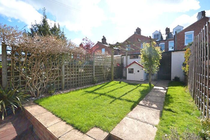 3 Bedroom Terraced House To Rent In Exeter, Devon, EX1