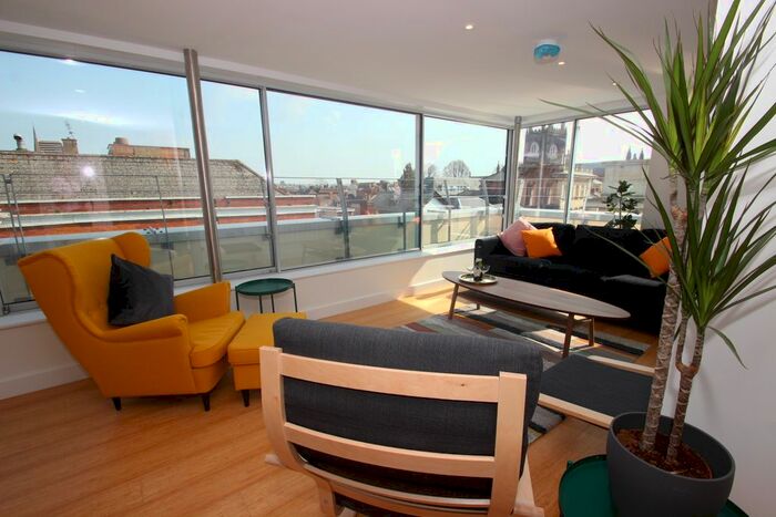 2 Bedroom Flat To Rent In Broad Street, Hereford, HR4