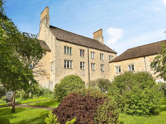 1 Bedroom Flat For Sale In Bisley Road, Stroud, GL5