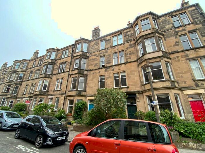 4 Bedroom Flat To Rent In Strathfillan Road, Marchmont, Edinburgh, EH9