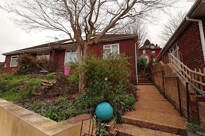 2 Bedroom Semi-Detached Bungalow For Sale In Bungalow - Osborne Road South, Portswood, Southampton, SO17